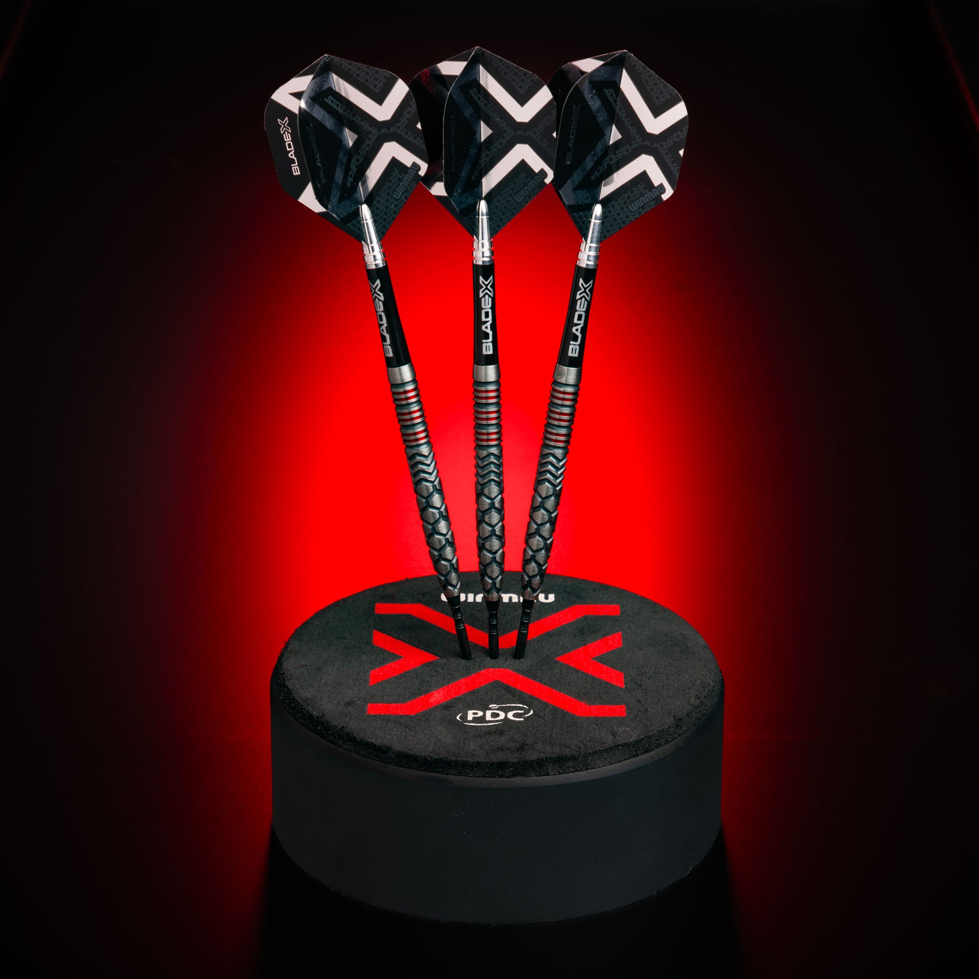 Winmau Blade X Prism Delta Dart Flights - Metallic Black & Silver